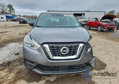 2020 Nissan Kicks S z USA, uszkodzony, nr VIN 3N1CP5BV6LL528005